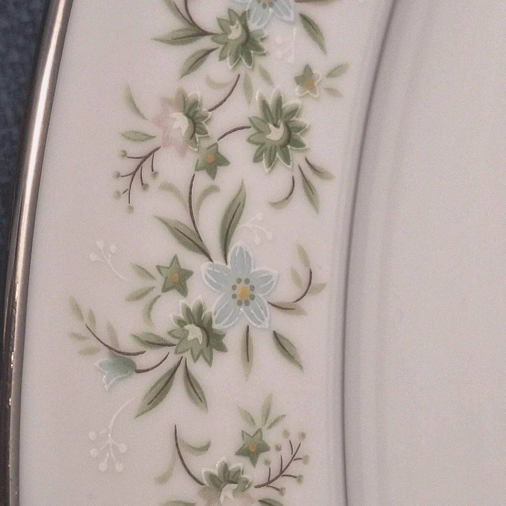 NORITAKE, Savannah Platinum Rim |  Serving Platters & Bowls and Sugar Bo…